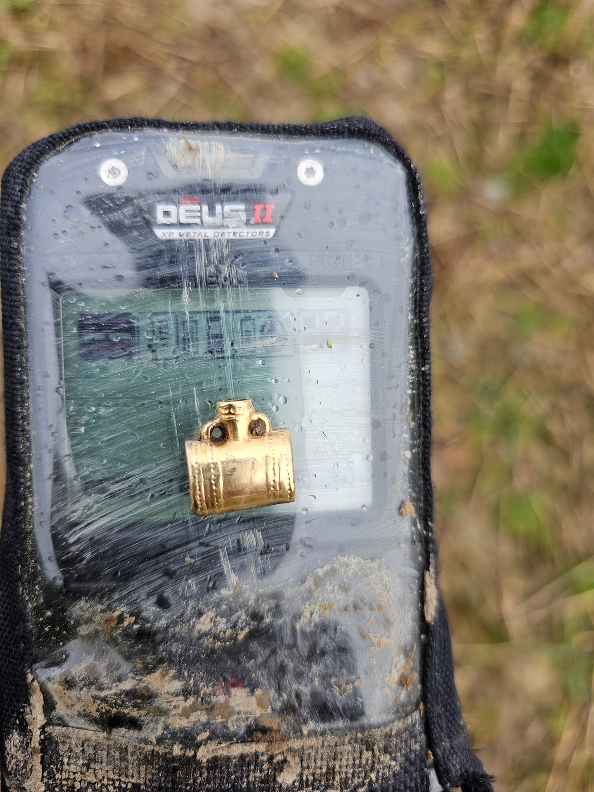 Medieval Gold Pommander found with XP deus II