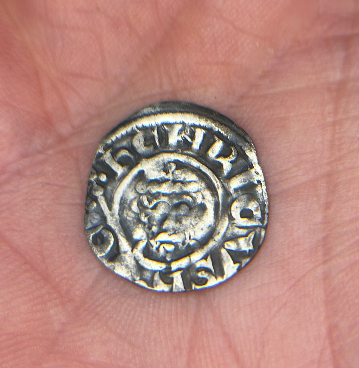 Richard 1st Penny found with minelab vanquish 560