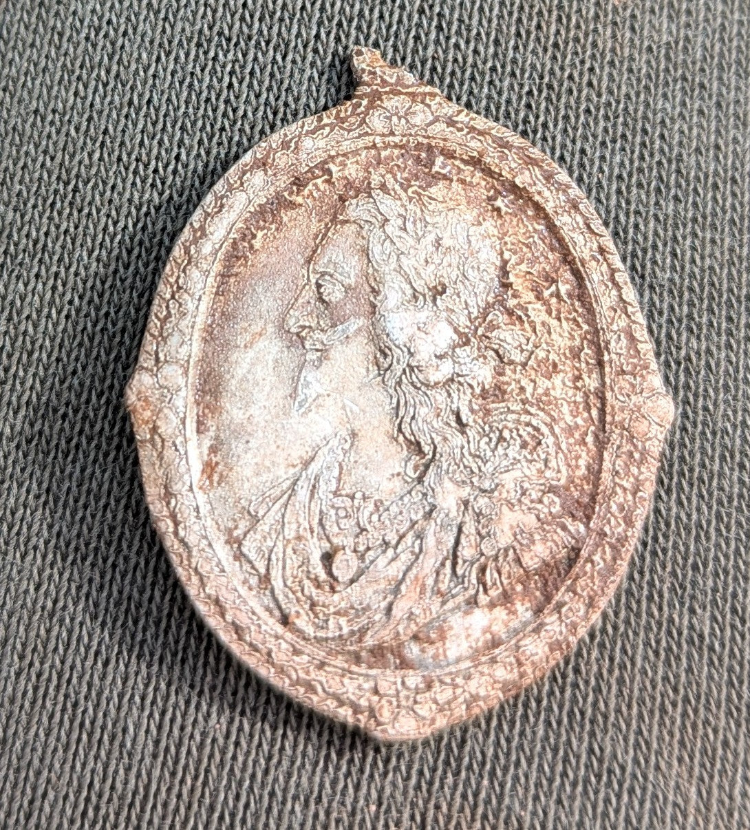 Charles I Royalist badge