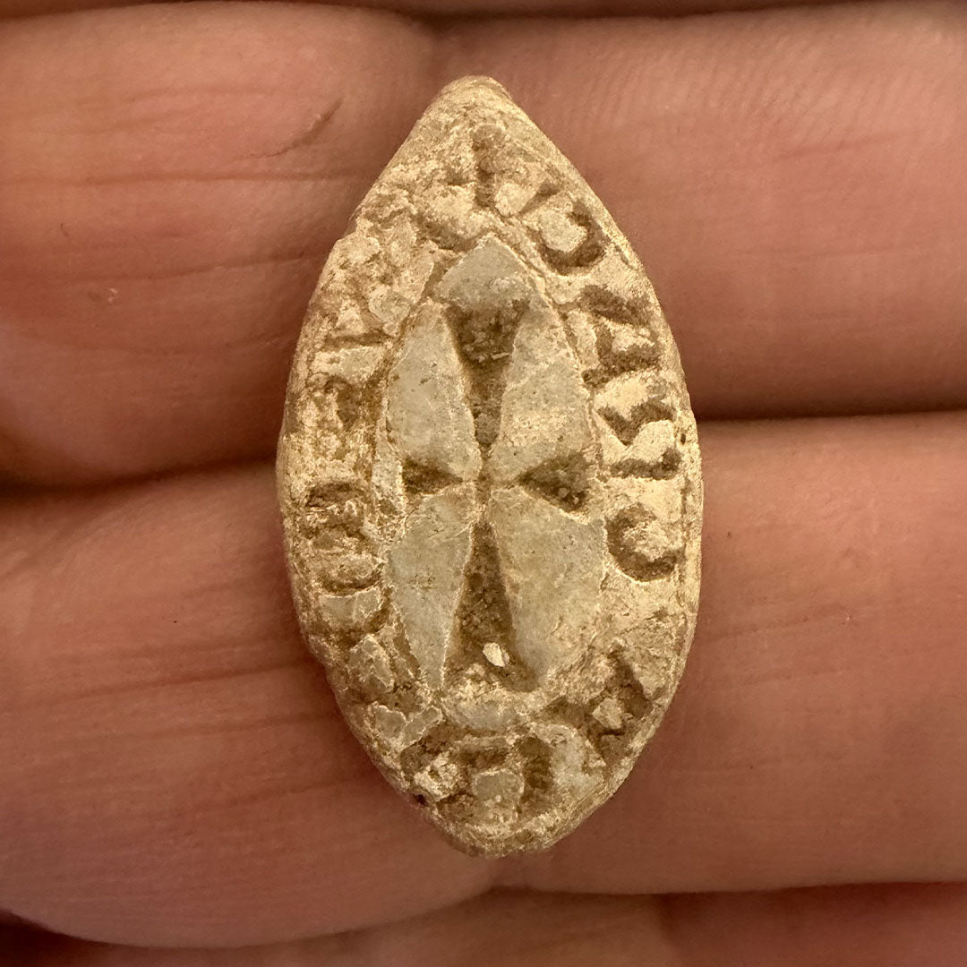 Lead Vesica Seal