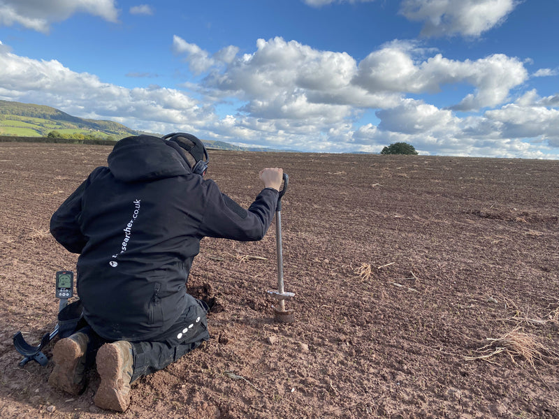 Searcher Detecting Jacket