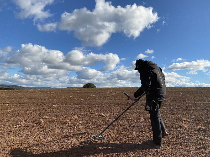 Searcher Detecting Jacket